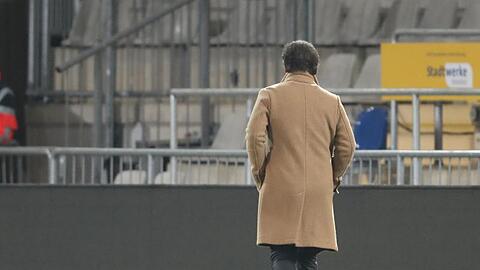 Hertha-Trainer Bruno Labbadia sucht nach Erklärungen für die Leistung seiner Spieler.