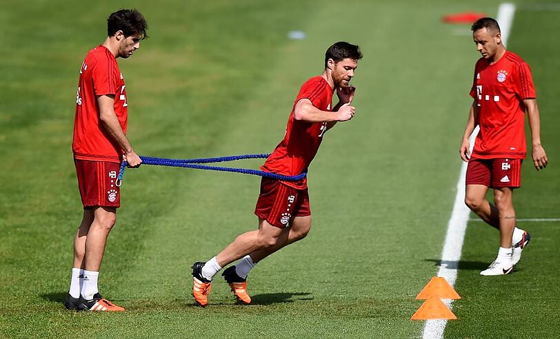 Die Bayern in der Wüste: Sehen Sie hier die besten Bilder des Trainingslagers in Doha.