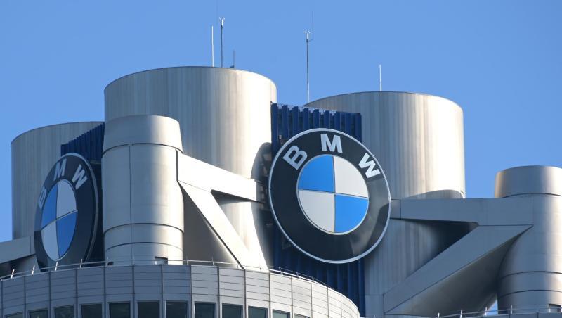 Das BMW-Logo auf dem Firmensitz des Automobilherstellers BMW ist zu sehen. Foto: Tobias Hase/dpa/Archivbild Das BMW-Logo auf dem Firmensitz des Automobilherstellers BMW ist zu sehen. Foto: Tobias Hase/dpa/Archivbild