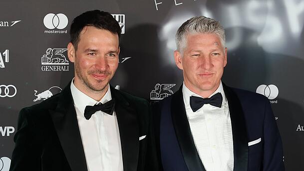 Felix Neureuther und Bastian Schweinsteiger sind seit Kindertagen befreundet. Felix Neureuther und Bastian Schweinsteiger sind seit Kindertagen befreundet.