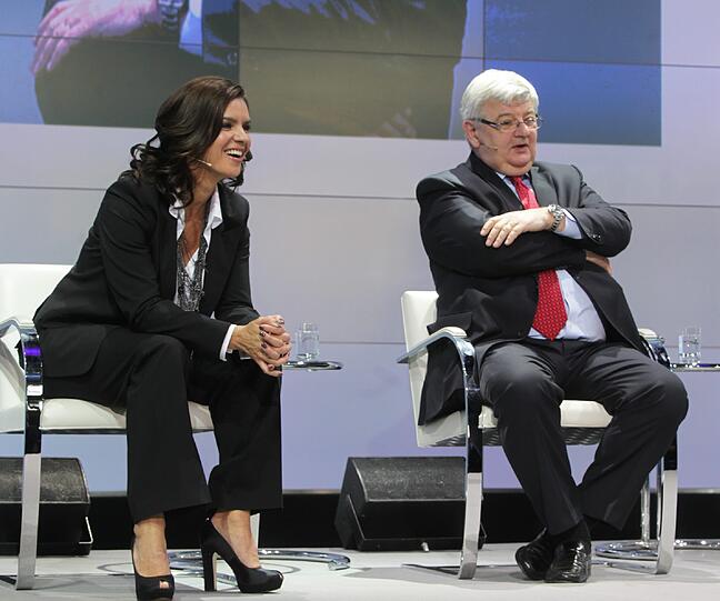 Charme-Offensive für (oder gegen) Olympia: Katarina Witt, OB Christian Ude, Joschka Fischer, Katharina Schulze und Christian Stückl diskutieren über Olympia 2018. AZ-Chefredakteur Arno Makowsky und BR-Moderatorin Ursula Heller führten durch die Diskussion. Die Bilder des spannenden Abends.