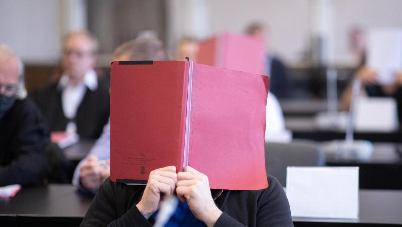 Blick in den Gerichtssaal im Hamburger Landgericht. Dort endete der Prozess um einen spektakulären Kokain-Schmuggel. Blick in den Gerichtssaal im Hamburger Landgericht. Dort endete der Prozess um einen spektakulären Kokain-Schmuggel.