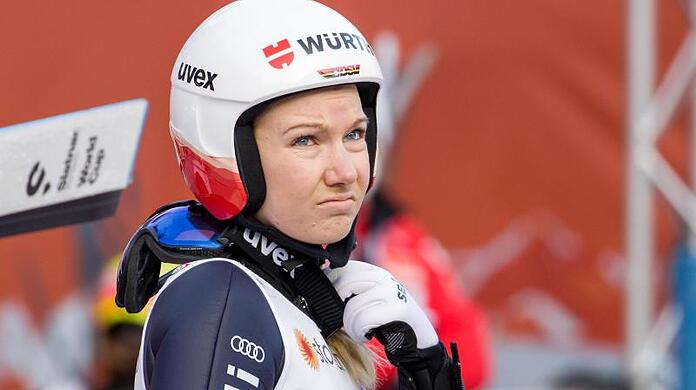 Svenja Würth aus Deutschland nach ihrem Sprung.