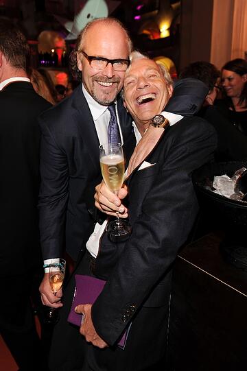Peter Olsson und Jo Groebel bei der HSE24 Champagner Bar auf der Nacht der Medien in München am 16.10.2013
