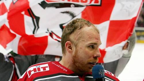 Wurde bereits zwei Mal an einem Hirn-Tumor operiert: Eishockey-Nationaltorwart Robert Müller Wurde bereits zwei Mal an einem Hirn-Tumor operiert: Eishockey-Nationaltorwart Robert Müller