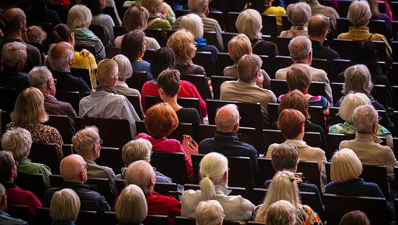Immer mehr &Auml;ltere - und weniger J&uuml;ngere: Das kennzeichnet die demografische Entwicklung. (Symbolbild)