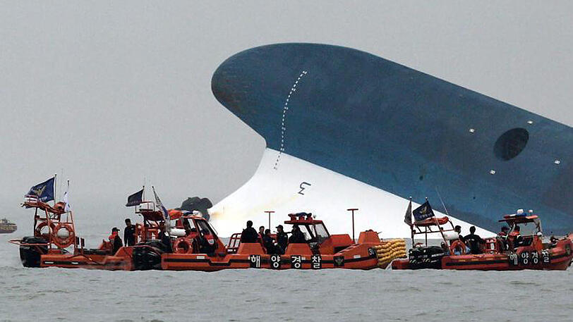 Die "Sewol" kurz vor ihrem Untergang am 16.04.2014.