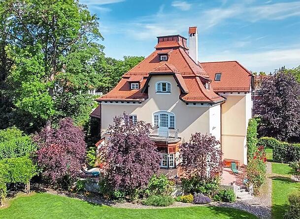 Die Villa Riemerschmid mit Gartenparadies in Neupasing.