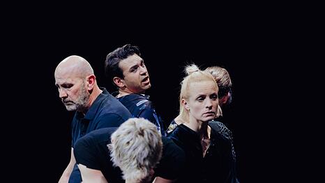 Harald Horvath, Victoria Mayer, Sophie Rogall, Hubert Schedlbauer und Luca Skupin sind wir alle.