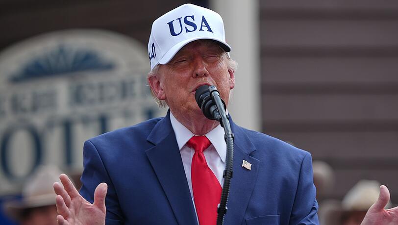 Trump teilt wieder verbal gegen europäische Nato-Partner aus. (Archivbild) Trump teilt wieder verbal gegen europäische Nato-Partner aus. (Archivbild)