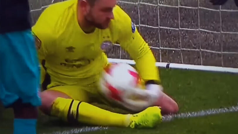 "Hab' ihn sicher": Pannen-Keeper Jeroen Zoet.