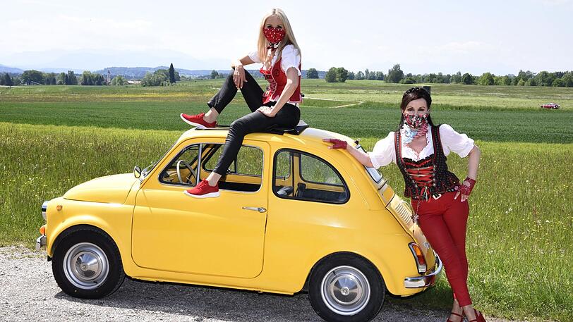 Isabella Hübner und Angelika Zwerenz geben Gas.