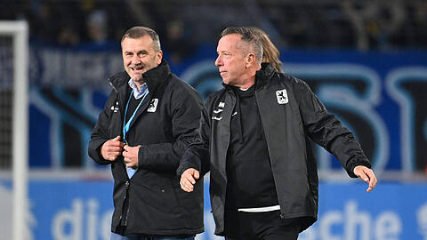 Gesch&auml;ftsf&uuml;hrer Manfred Paula und 1860-Trainer Markus Kauczinski.