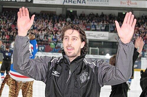 Prima gehalten, verdient gewonnen: Ice Tigers-Torhüter Patrick Ehelechner ließ gegen die Adler aus Mannheim nichts anbrennen.