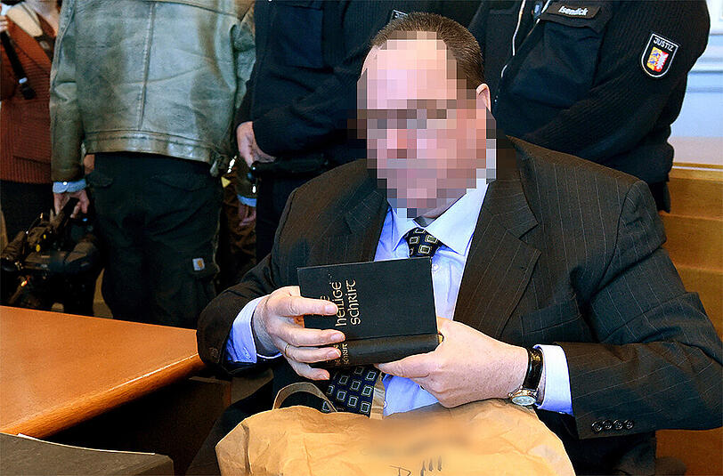 Der Steuerberater hat am Mittwoch gestanden den Abteilungsleiter eines Finanzamts erschossen zu haben.