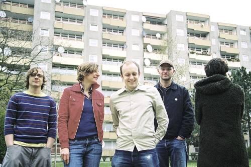 In der Roten Sonne stellen Jersey ihr zweites Album "Intinerary" vor.