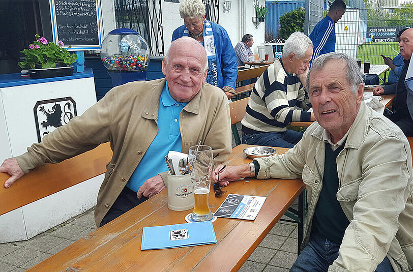 Kamen am Mittwoch zum Trainingsgelände des TSV 1860: Peter Grosser und Fredi Heiß.