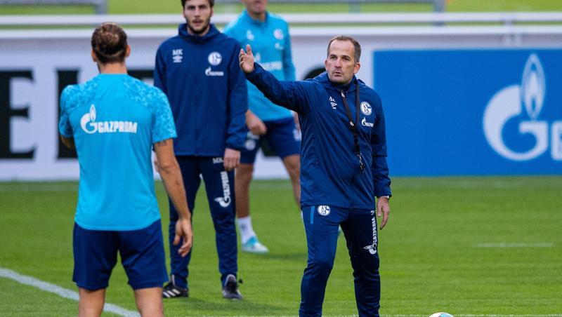Gibt beim FC Schalke 04 ab sofort sportlich die Richtung vor: Trainer Manuel Baum.