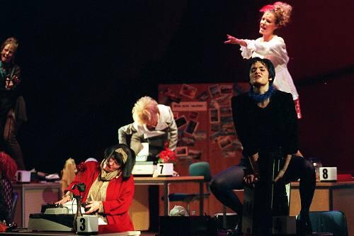 Nach dem Sonderfall &ldquo;Schweig, Bub&ldquo; der Spitzenreiter von 50 Jahren Schauspielhaus: Die Schlager-Show &bdquo;Sekretärinnen&ldquo; kam auf 180 Vorstellungen.