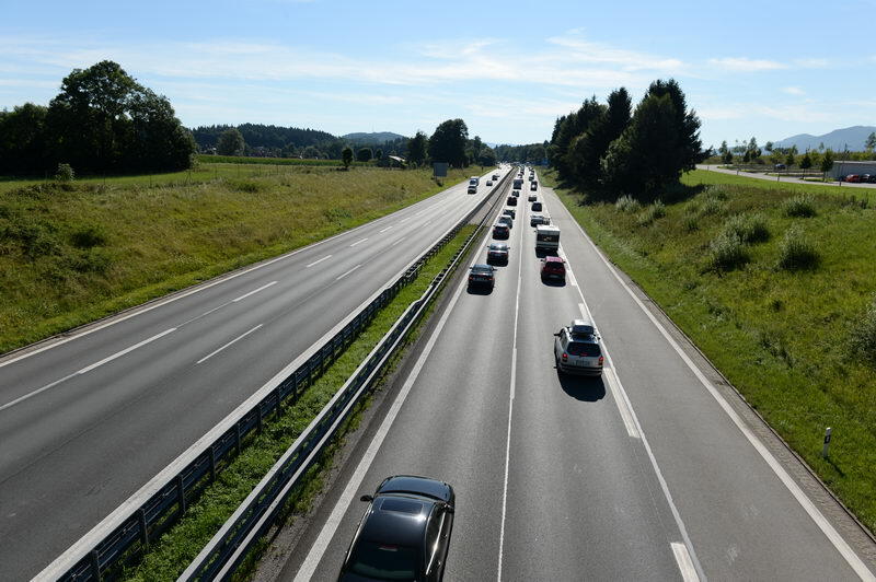 Die Bilder von der Blechlawine auf der A8