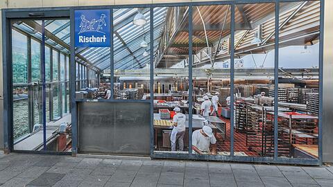 Noch wird an der Buttermelcherstraße gebacken. Doch bald könnten hier Wohnungen entstehen.