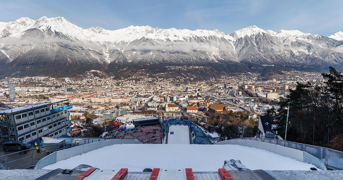 Zusage-f-r-Innsbruck-Flutlicht-Tournee-f-r-Frauen-ganz-nah