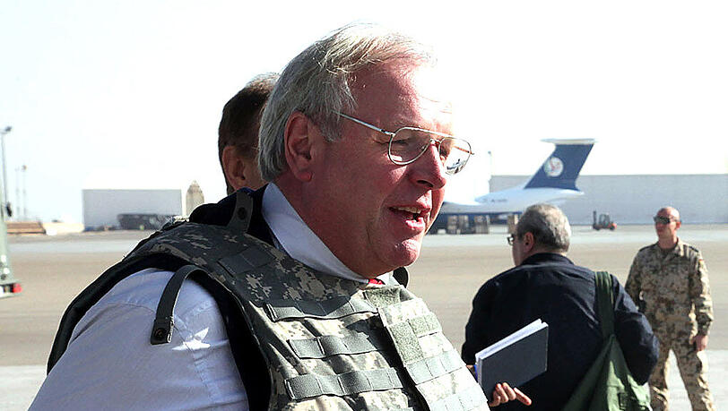 Setzt sich weiter für die Wiederbelebung des Nato-Russland-Rats ein: Martin Erdmann, Botschafter bei der NATO in Brüssel. Setzt sich weiter für die Wiederbelebung des Nato-Russland-Rats ein: Martin Erdmann, Botschafter bei der NATO in Brüssel.