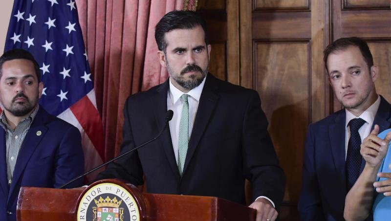Nach den Massenprotesten wird Puerto Ricos Gouverneur Rosselló laut einem Medienbericht zurücktreten. Nach den Massenprotesten wird Puerto Ricos Gouverneur Rosselló laut einem Medienbericht zurücktreten.