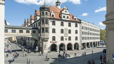 Der Hauptsitz der Stadtsparkasse München an der Sparkassenstraße im Tal. Die Bank feiert heuer ihr 200-jähriges Bestehen.