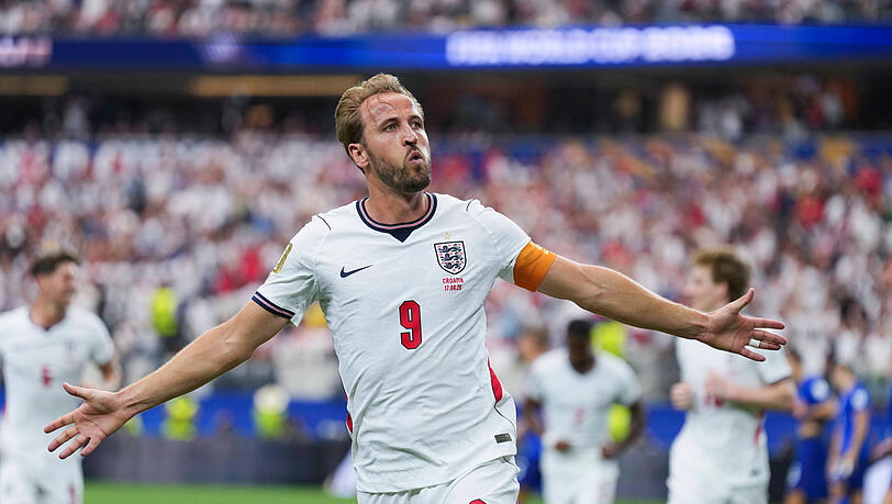 Macht, was ein Stürmer bei einer WM macht: Harry Kane traf für England gegen Kroatien doppelt. Macht, was ein Stürmer bei einer WM macht: Harry Kane traf für England gegen Kroatien doppelt.