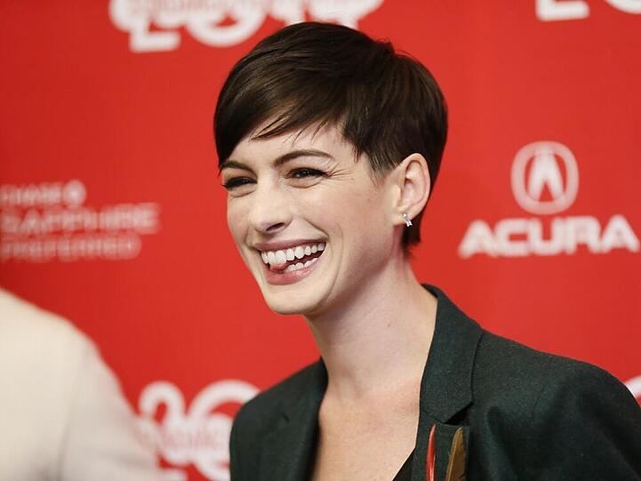 Anne Hathaway soll Reese Witherspoon ersetzen