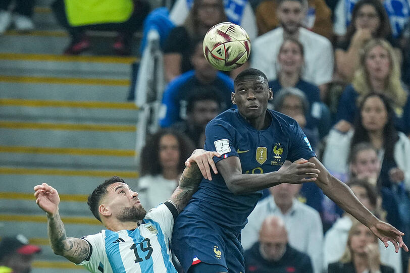 Dayot Upamecano stand beim WM-Finale 2022 in der Startelf der Franzosen. Dayot Upamecano stand beim WM-Finale 2022 in der Startelf der Franzosen.