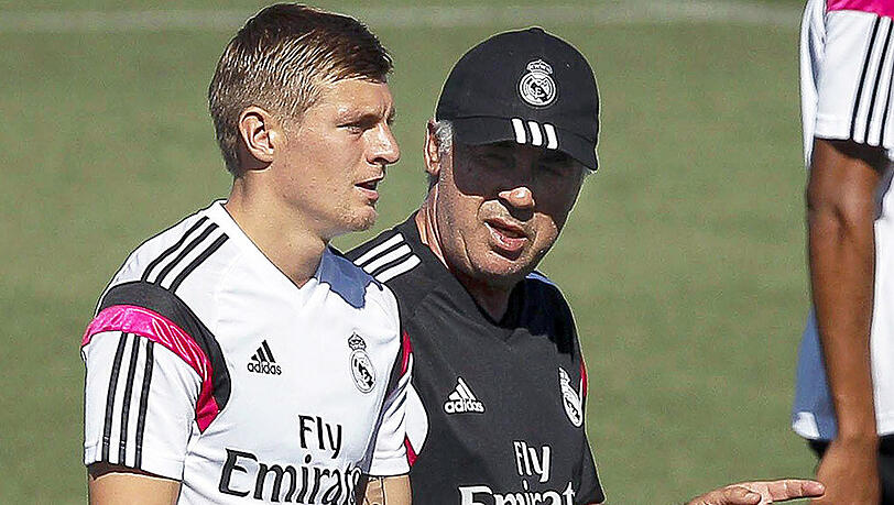 Lobende Worte für seinen Ex-Coach: Toni Kroos glaubt, dass Carlo Ancelotti auch beim FC Bayern eine gute Figur abgeben würde. Lobende Worte für seinen Ex-Coach: Toni Kroos glaubt, dass Carlo Ancelotti auch beim FC Bayern eine gute Figur abgeben würde.