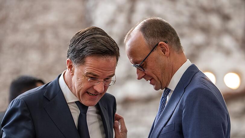 Bundeskanzler Friedrich Merz (CDU) äußerte sich am Rande von Gesprächen mit Nato-Generalsekretär Mark Rutte zum Thema. Bundeskanzler Friedrich Merz (CDU) äußerte sich am Rande von Gesprächen mit Nato-Generalsekretär Mark Rutte zum Thema.