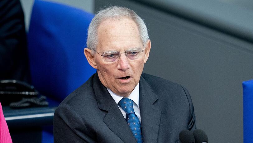Dafür: Wolfgang Schäuble (CDU). Dafür: Wolfgang Schäuble (CDU).