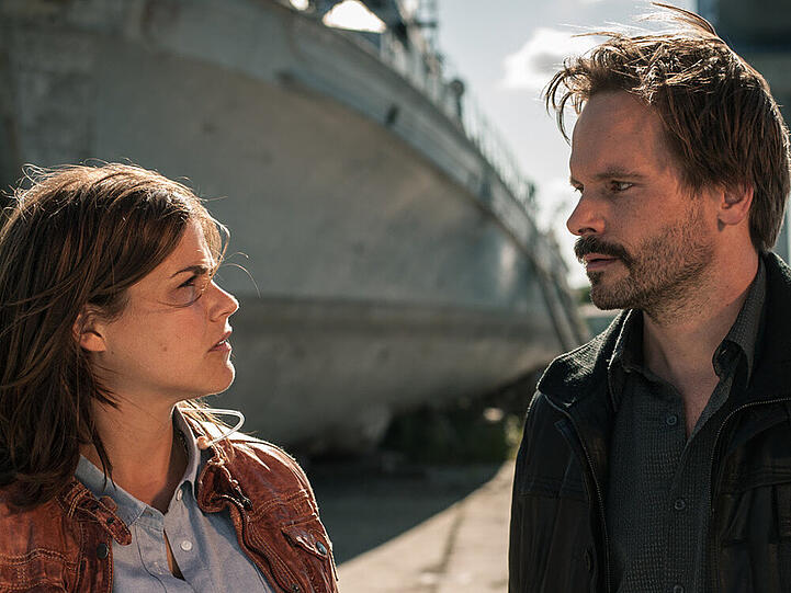 Nina Petersen (Katharina Wackernagel), Max Morolf (Wanja Mues)