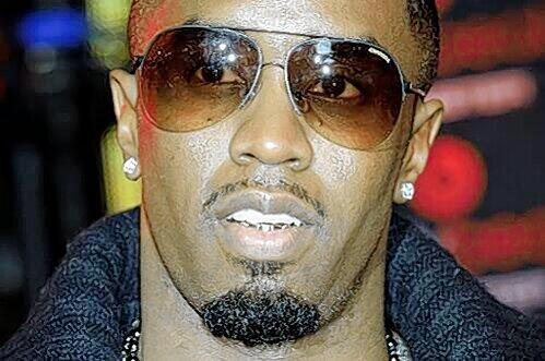Der Rap-Star P. Diddy wird in Los Angeles auf fast eine Billion US-Dollar verklagt.