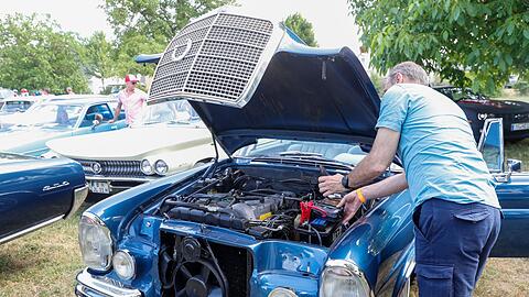 Wenn das Auto streikt, liegt es oft an der Starterbatterie. (Symbolbild)