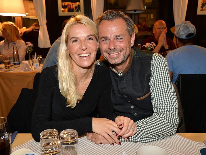 Happy: BR-Moderator Michael Sporer und Saskia Bernhardt.