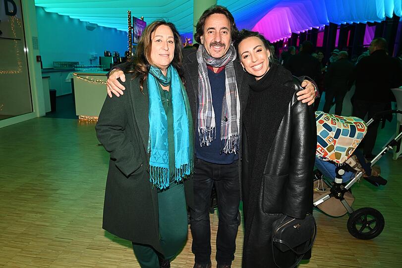 Natascha und Dieter Landuris mit Tochter Isabella.