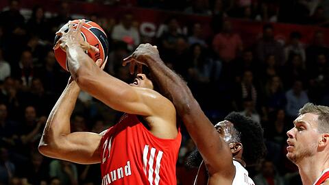Schwierige Situation: Den Bayern-Basketballern um Augustine Rubit gehen die Spiele gerade nicht leicht von der Hand.