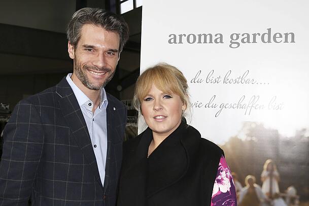 Maite Kelly und ihr Exmann Florent Michel Raimond. Die beiden waren von 2005 bis 2017 verheiratet. Maite Kelly und ihr Exmann Florent Michel Raimond. Die beiden waren von 2005 bis 2017 verheiratet.