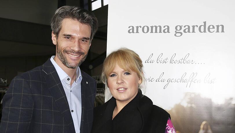 Maite Kelly und ihr Exmann Florent Michel Raimond. Die beiden waren von 2005 bis 2017 verheiratet. Maite Kelly und ihr Exmann Florent Michel Raimond. Die beiden waren von 2005 bis 2017 verheiratet.