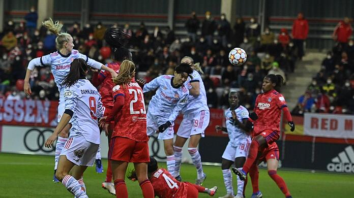 Traf per Kopf zum 1:0 gegen ihren Ex-Klub Olympique Lyon: Saki Kumagai vom FC Bayern.