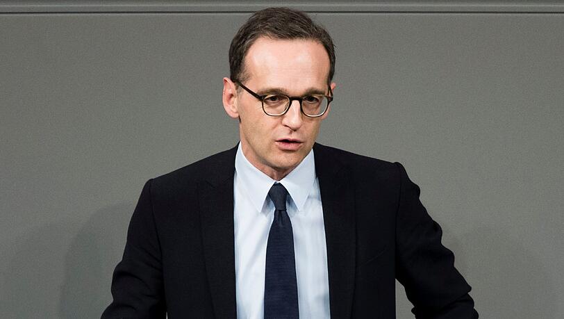 Bundesjustizminister Heiko Maas spricht auf Twitter von "abscheulichen Übergriffen", alle Täter müssten konsequent zur Rechenschaft gezogen werden. Bundesjustizminister Heiko Maas spricht auf Twitter von "abscheulichen Übergriffen", alle Täter müssten konsequent zur Rechenschaft gezogen werden.