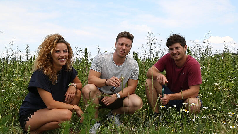 Matthias Coufal (27, r.) mit Freundin Isabella Voit (21) und seinem Spezl und Geschäftspartner Jakob Graf (26). Matthias Coufal (27, r.) mit Freundin Isabella Voit (21) und seinem Spezl und Geschäftspartner Jakob Graf (26).
