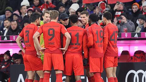 Alles hört auf Kompanys Kommando: Das Bayern-Team strahlt unter dem neuen Trainer immensen Teamgeist aus