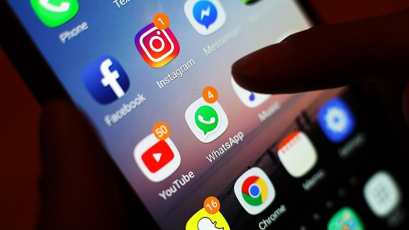 Seit Anfang des Jahres wurden zahlreiche rechtsextreme Accounts auf Facebook, Instagram, YouTube und Co. gelöscht.
