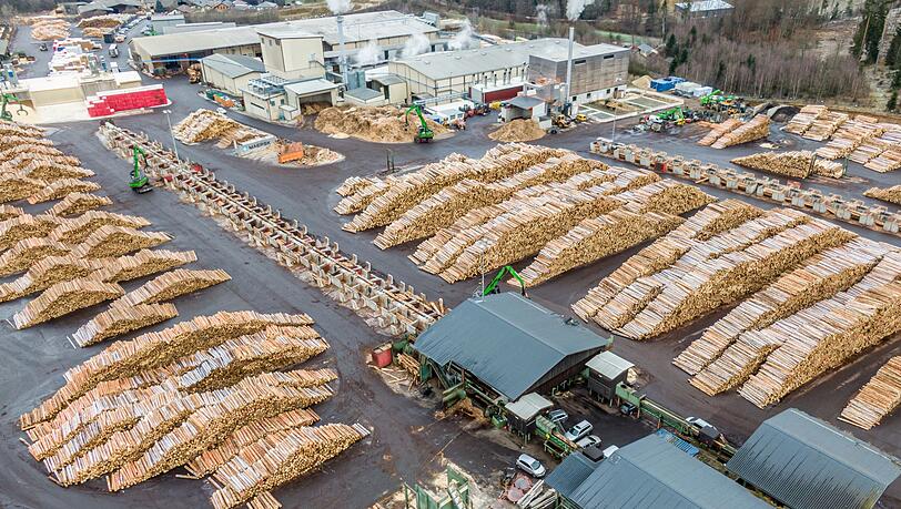 Auch für das Sägewerk in Plößberg hat sich ein Käufer gefunden. (Archivbild) Auch für das Sägewerk in Plößberg hat sich ein Käufer gefunden. (Archivbild)