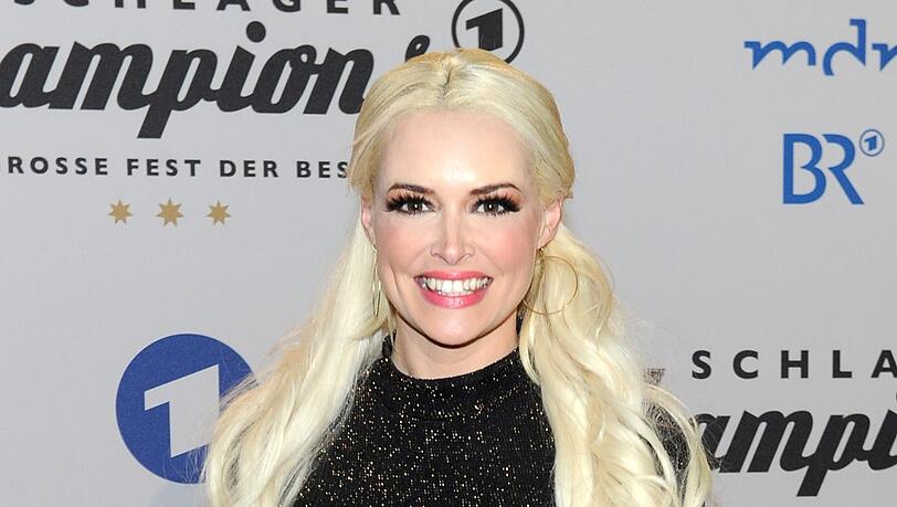So kennt man Daniela Katzenberger normalerweise. Auf Instagram zeigt sie sich aber auch mal ungestylt.